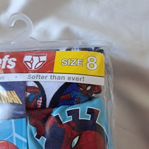 Spiderman boys briefs size 8 new - Picture 2 of 4